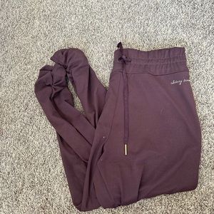 Whitney Gymshark brown sweatpants